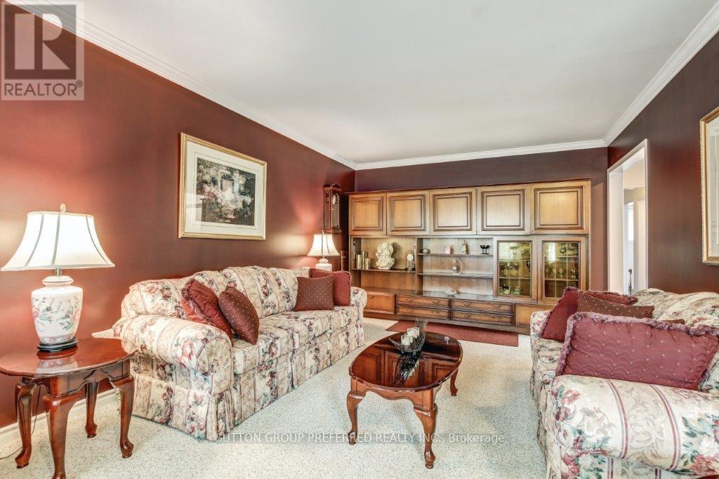 Photo 5 of 38 for 303 Admiral Drive