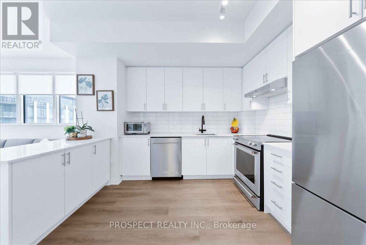 505 - 9000 Jane Street, Vaughan (Vellore Village), Ontario  L4K 0M6 - Photo 12 - N12195310