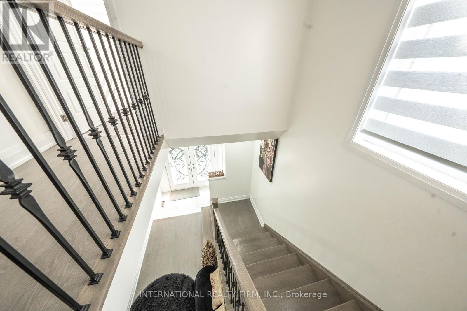 61 Tiberini Way, Bradford West Gwillimbury (Bradford), Ontario  L3Z 4K3 - Photo 22 - N12195507