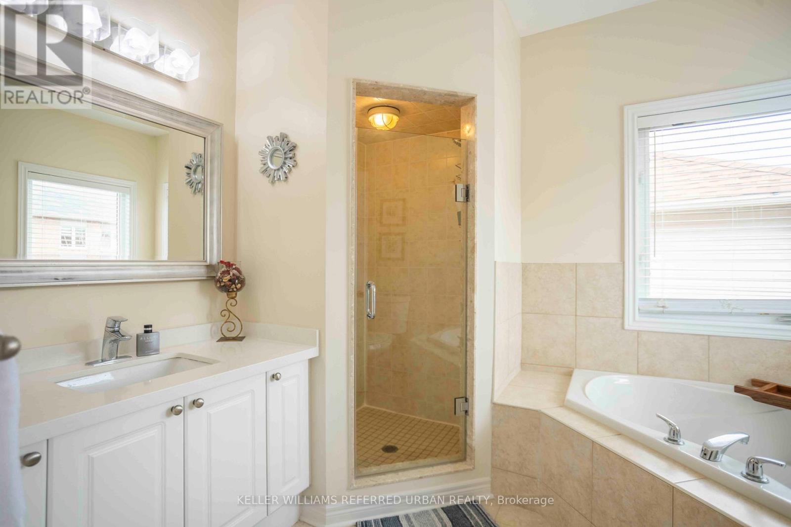 462 Reeves Way Boulevard, Whitchurch-Stouffville (Stouffville), Ontario  L4A 0H2 - Photo 26 - N12195540