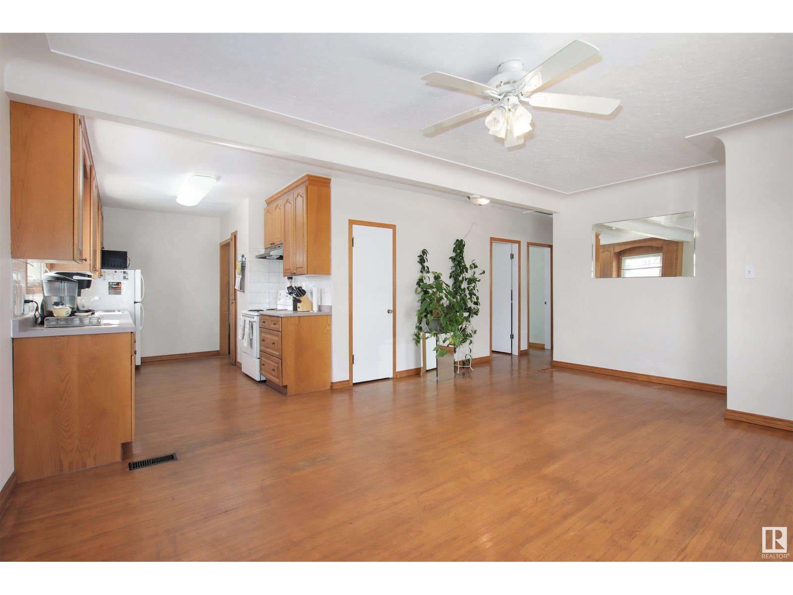 12302 127 St Nw, Edmonton, Alberta  T5L 0Z8 - Photo 5 - E4440280