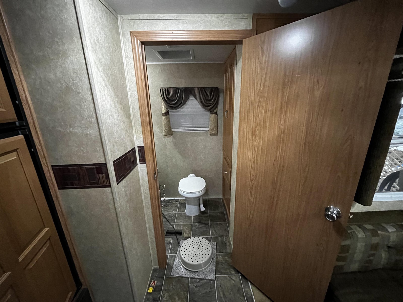 H44 Strawberry Lane, Sunshine Valley, Hope, British Columbia  V0X 1L5 - Photo 17 - R3011163