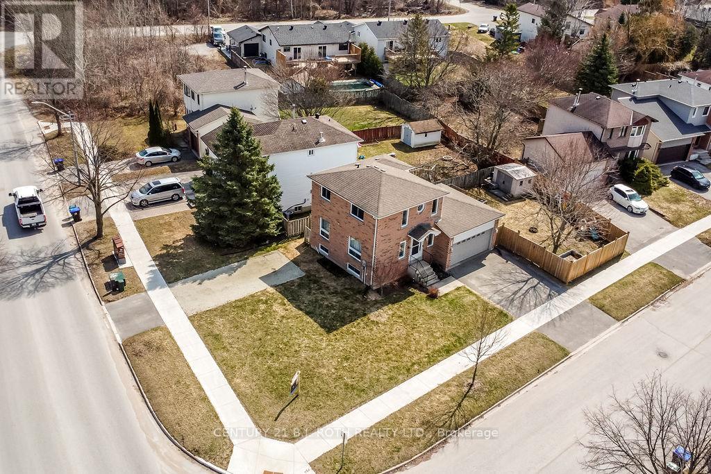 695 Candaras Street, Innisfil (Alcona), Ontario  L9S 2G9 - Photo 7 - N12162820
