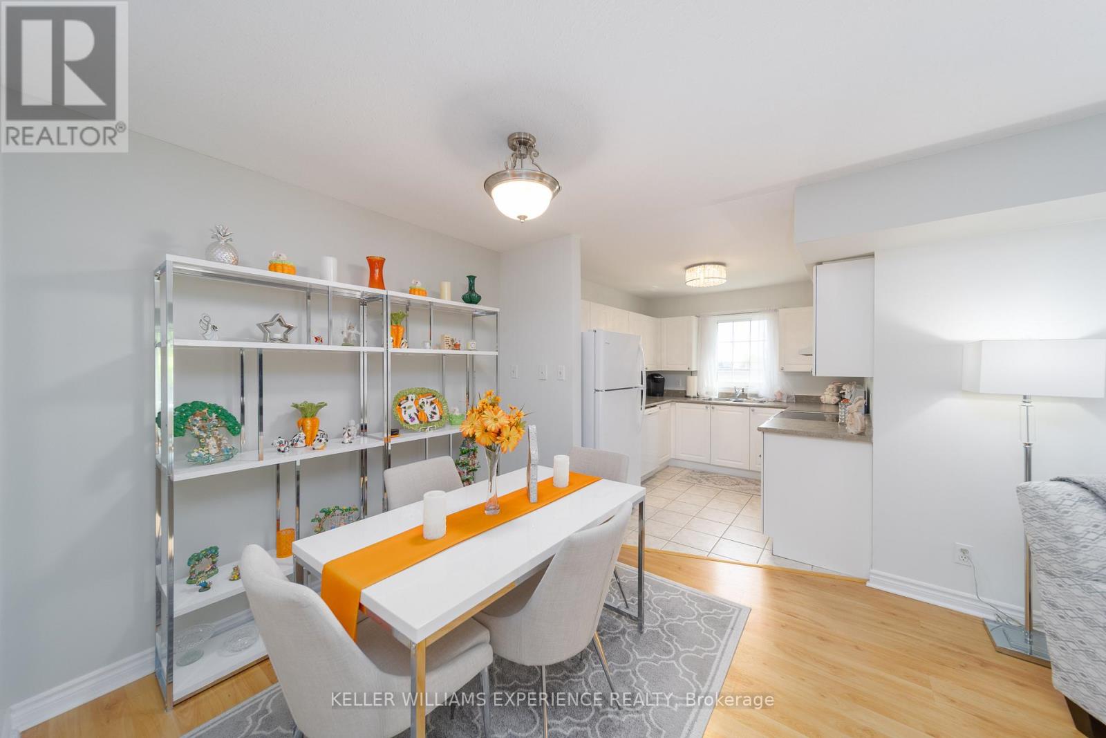 210 - 49 Jacobs Terrace, Barrie (Allandale), Ontario  L4N 0W4 - Photo 4 - S12195447