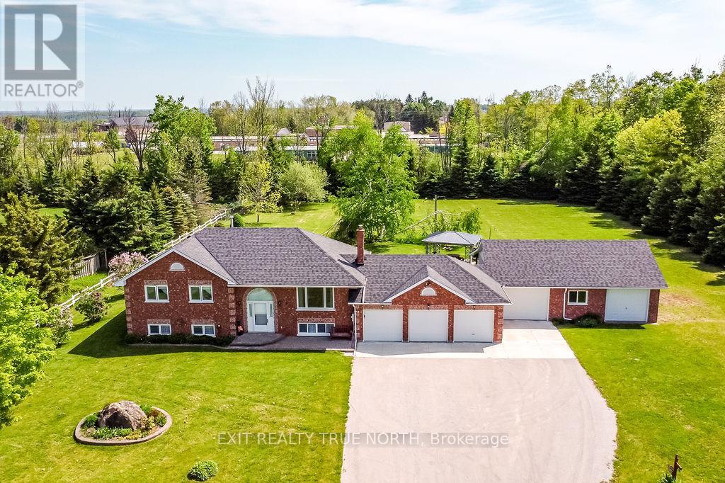 16 Hepinstall Place, Oro-Medonte, Ontario  L3V 7Z7 - Photo 1 - S12195462