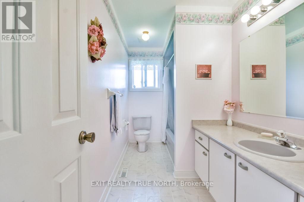 16 Hepinstall Place, Oro-Medonte, Ontario  L3V 7Z7 - Photo 17 - S12195462