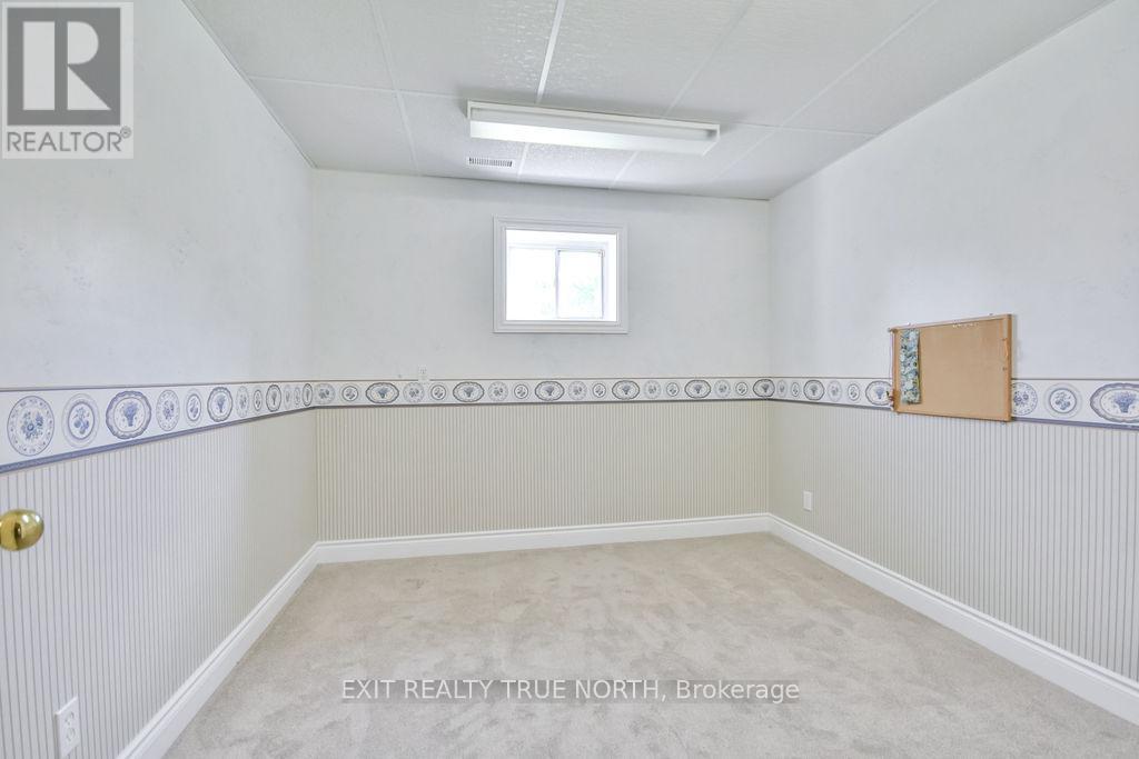 16 Hepinstall Place, Oro-Medonte, Ontario  L3V 7Z7 - Photo 21 - S12195462