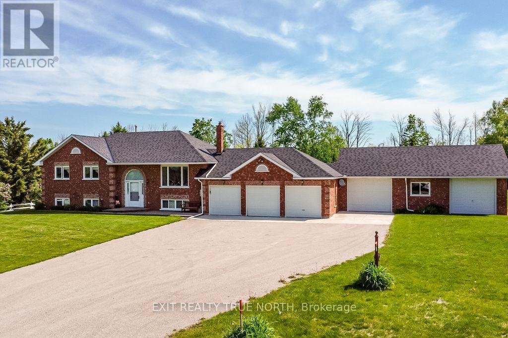16 Hepinstall Place, Oro-Medonte, Ontario  L3V 7Z7 - Photo 3 - S12195462
