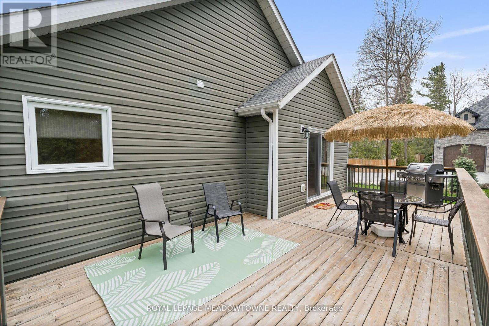 825 Eastdale Drive, Wasaga Beach, Ontario  L9Z 2R5 - Photo 35 - S12195484