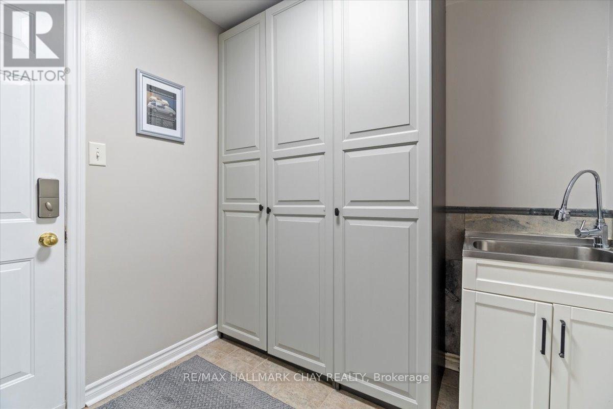 20 Stoneybrook Crescent, Barrie (Ardagh), Ontario  L4N 0A5 - Photo 22 - S12195519