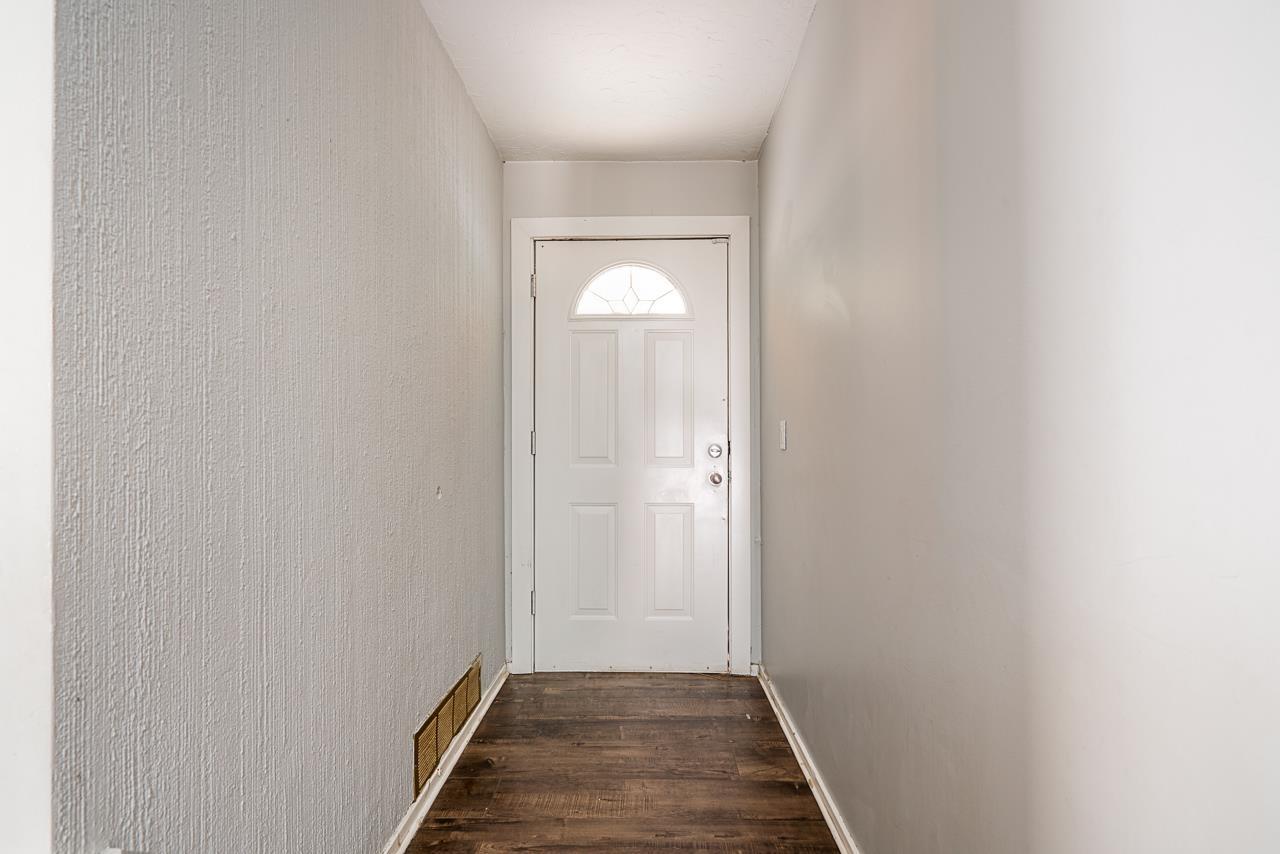 19273 80 Avenue, Surrey, British Columbia  V4N 4J1 - Photo 6 - R3007808