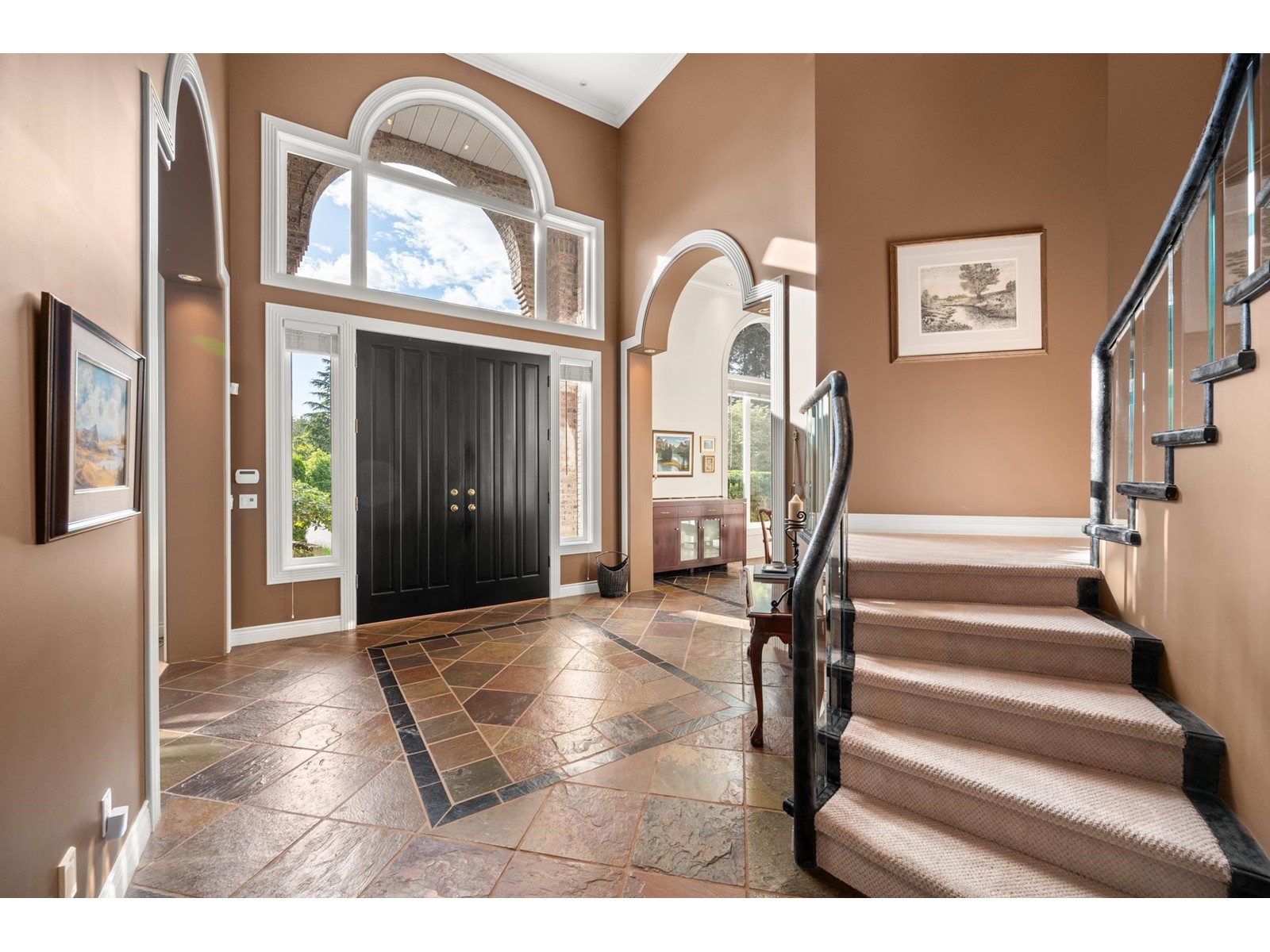Property at 13422 20A AVENUE image 3