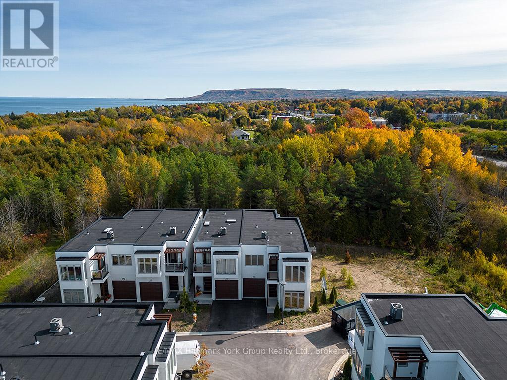 23 Waterview Lane, Blue Mountains, Ontario  N0H 2P0 - Photo 2 - X12195612