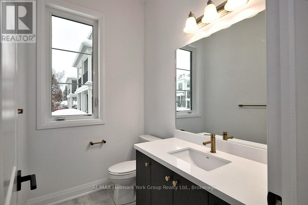 5-11 Bay Street E, Blue Mountains, Ontario  N0H 2P0 - Photo 8 - X12195615