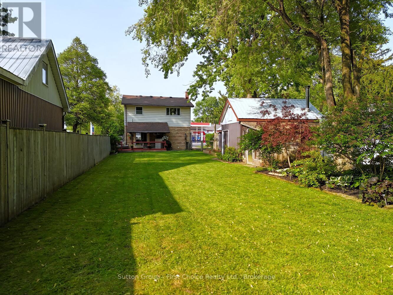 183 Huron Road, Perth South (Sebringville), Ontario  N0K 1X0 - Photo 40 - X12195633