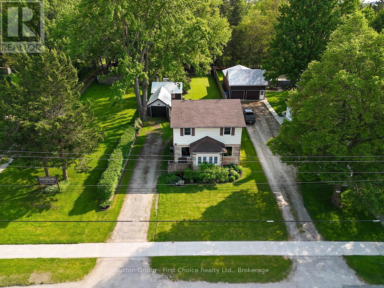 183 Huron Road, Perth South (Sebringville), Ontario  N0K 1X0 - Photo 6 - X12195633