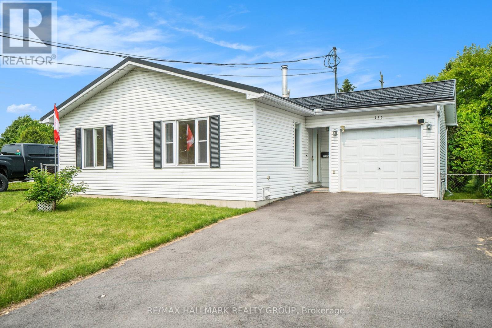 Property at 155 EDWARD STREET S image 2