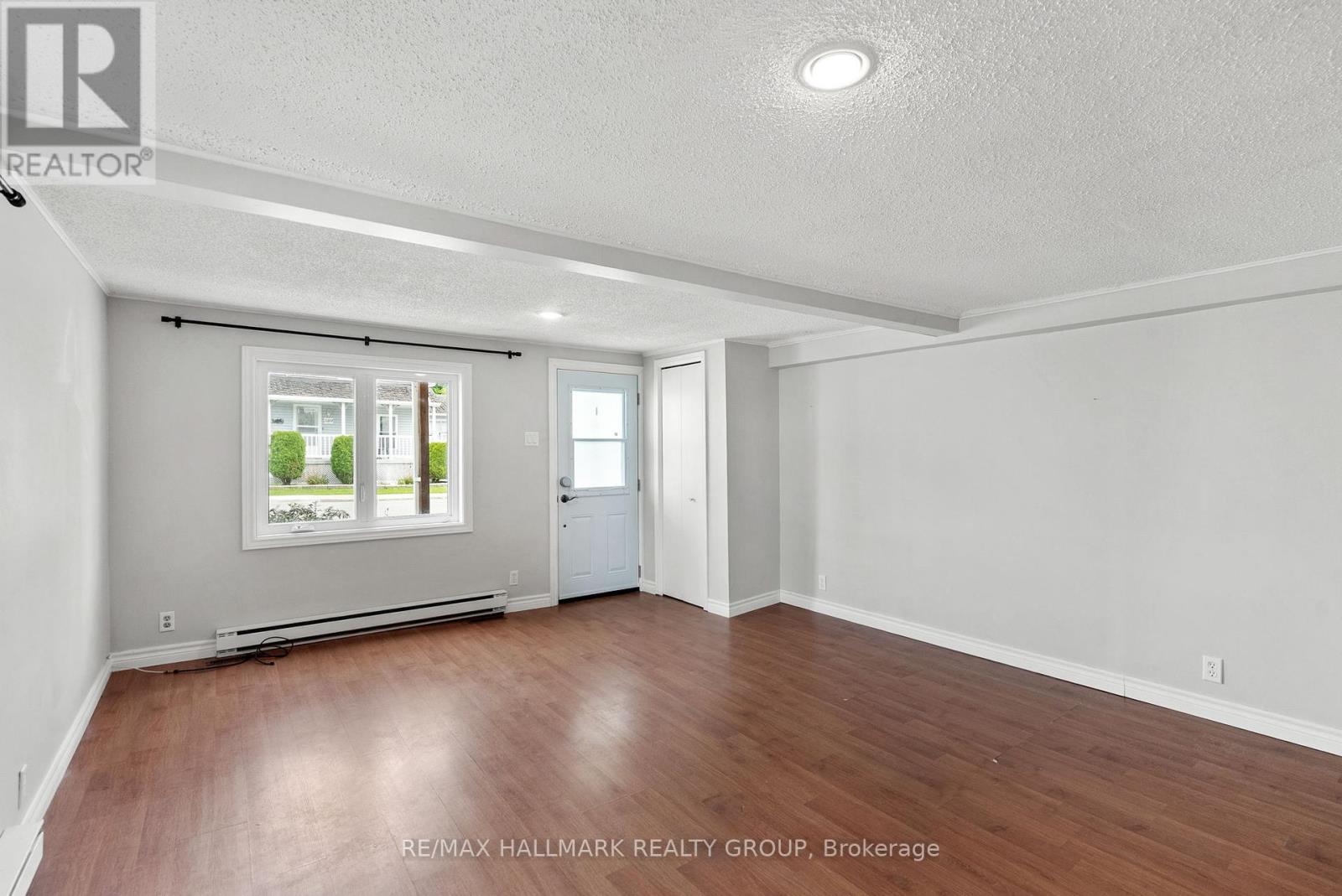 580 St Louis Street, Clarence-Rockland, Ontario  K4K 1K6 - Photo 4 - X12195730