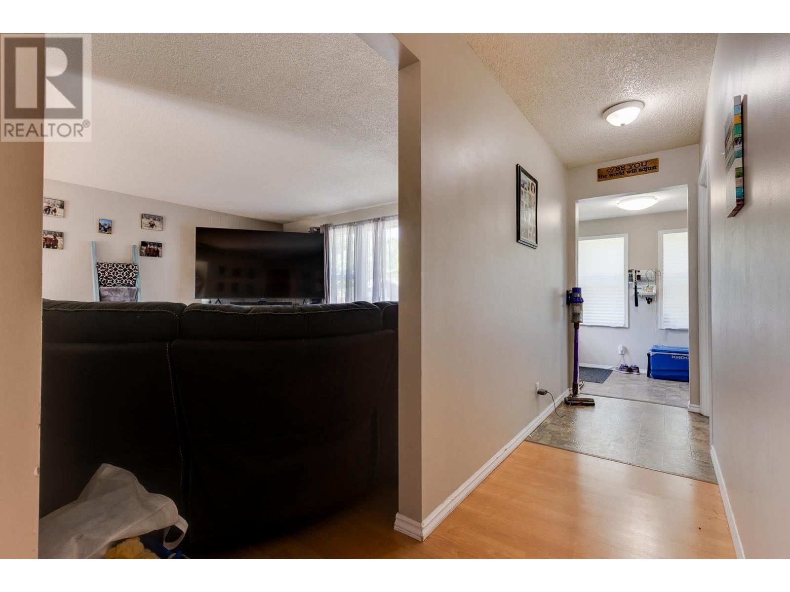7896 Queens Crescent, Prince George, British Columbia  V2N 3H6 - Photo 13 - R3011244