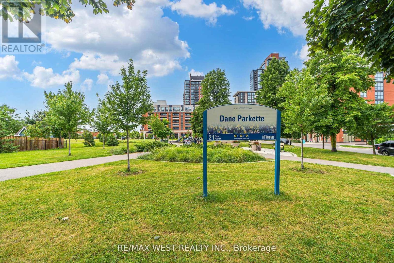 803 - 830 Lawrence Avenue, Toronto, Ontario  M6A 1C3 - Photo 2 - W12195259