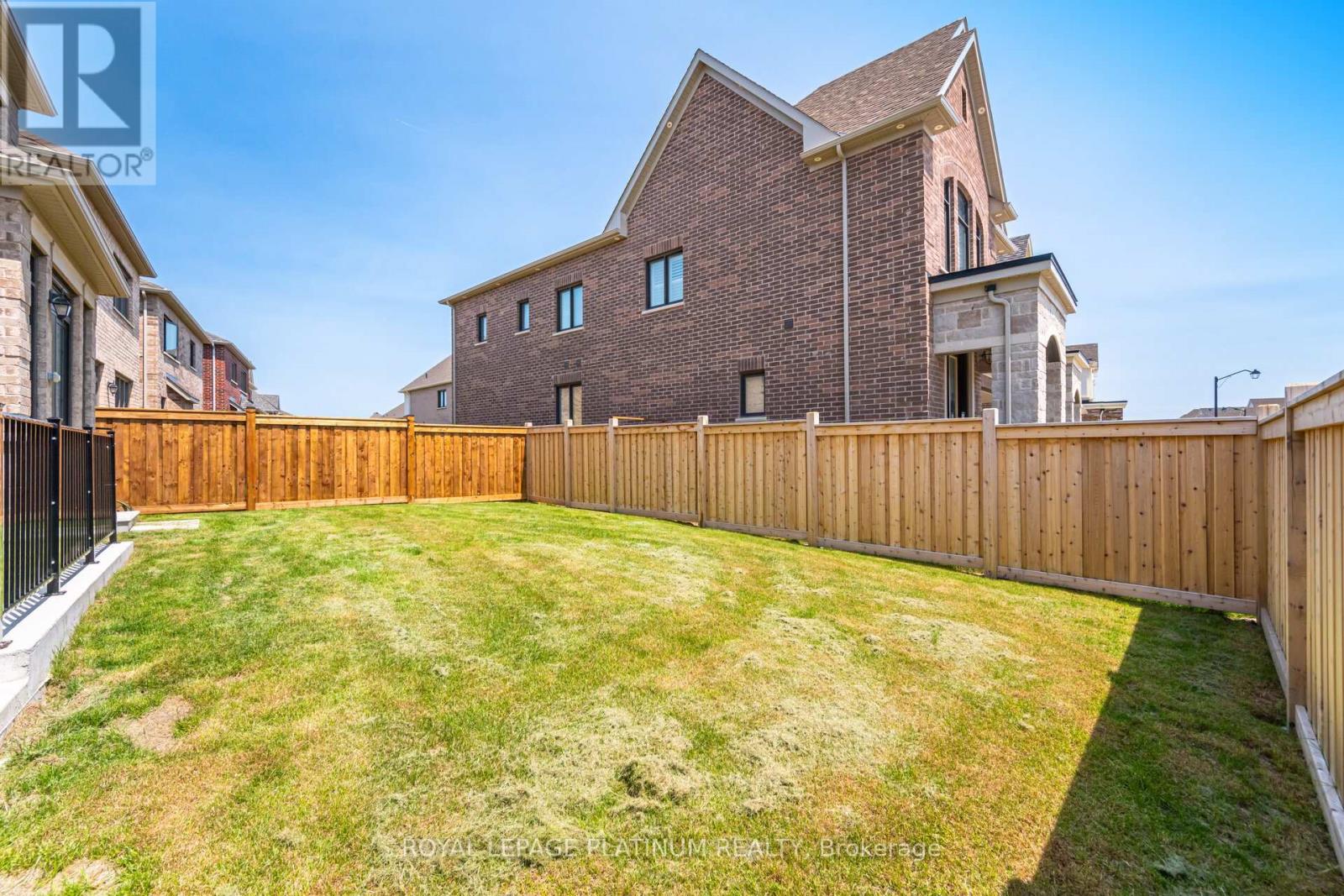 1454 Kitchen Court, Milton, Ontario  L9E 1T6 - Photo 45 - W12195275