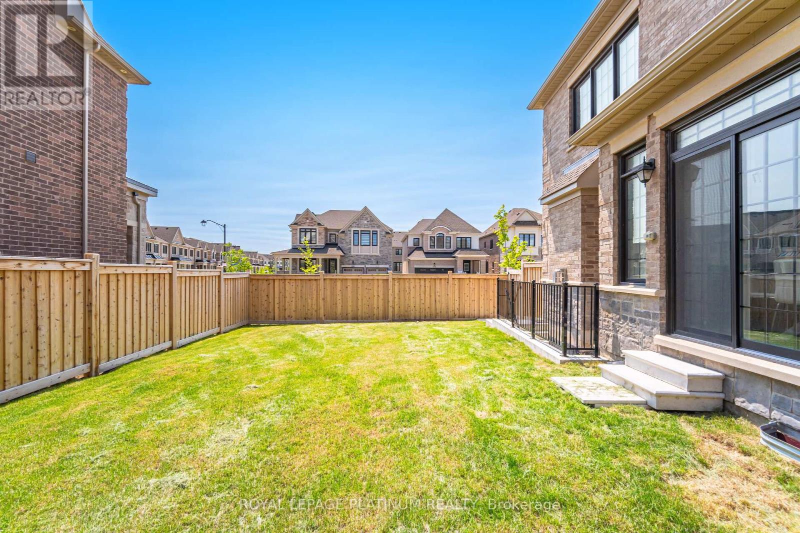 1454 Kitchen Court, Milton, Ontario  L9E 1T6 - Photo 46 - W12195275