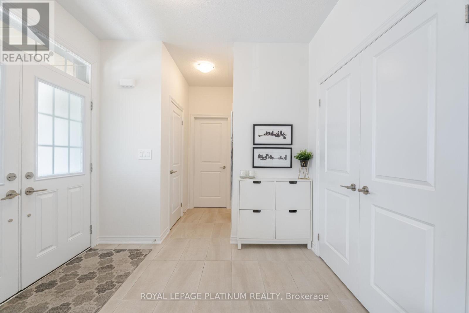 1454 Kitchen Court, Milton, Ontario  L9E 1T6 - Photo 6 - W12195275