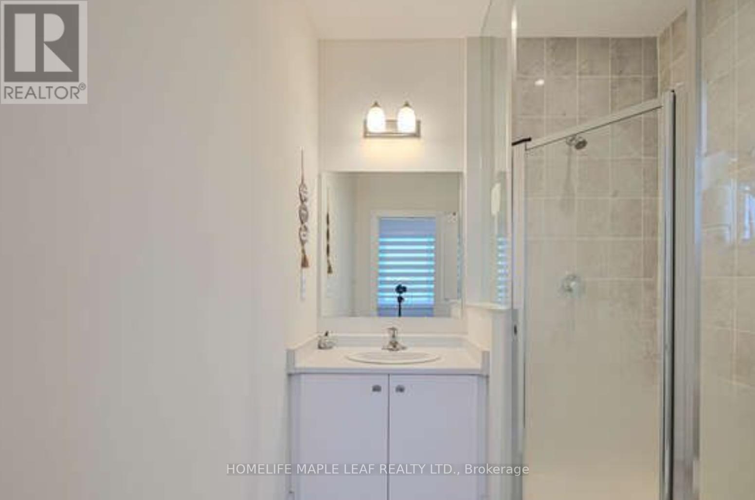 20 Spinland Street, Caledon, Ontario  L2C 4K4 - Photo 8 - W12195292