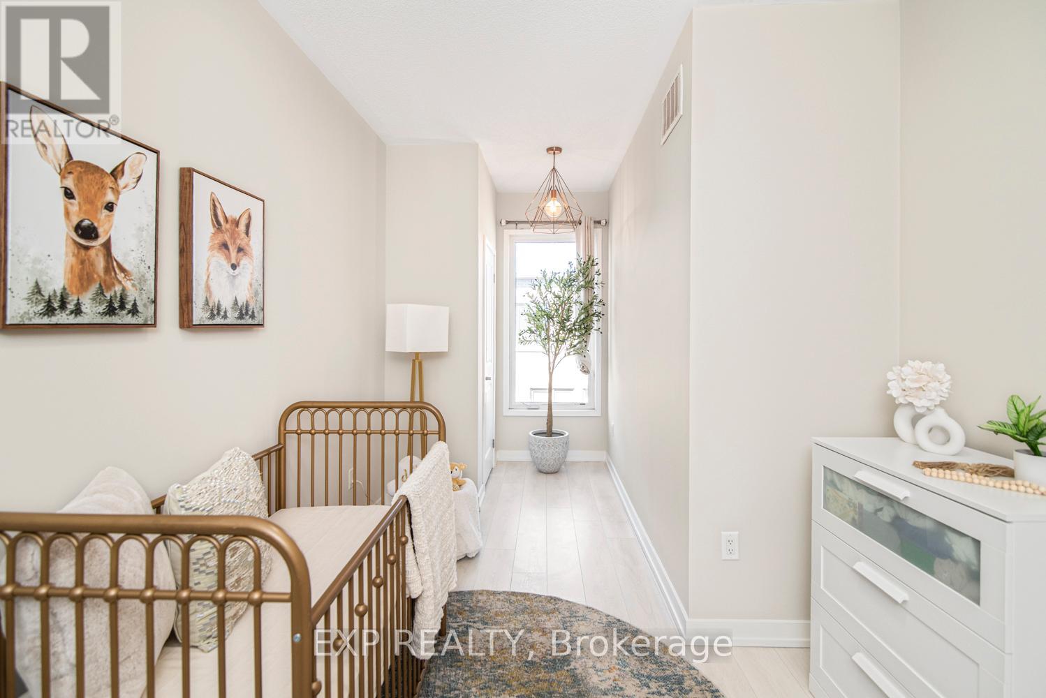 177 Huguenot Road, Oakville, Ontario  L6H 0L4 - Photo 19 - W12195300