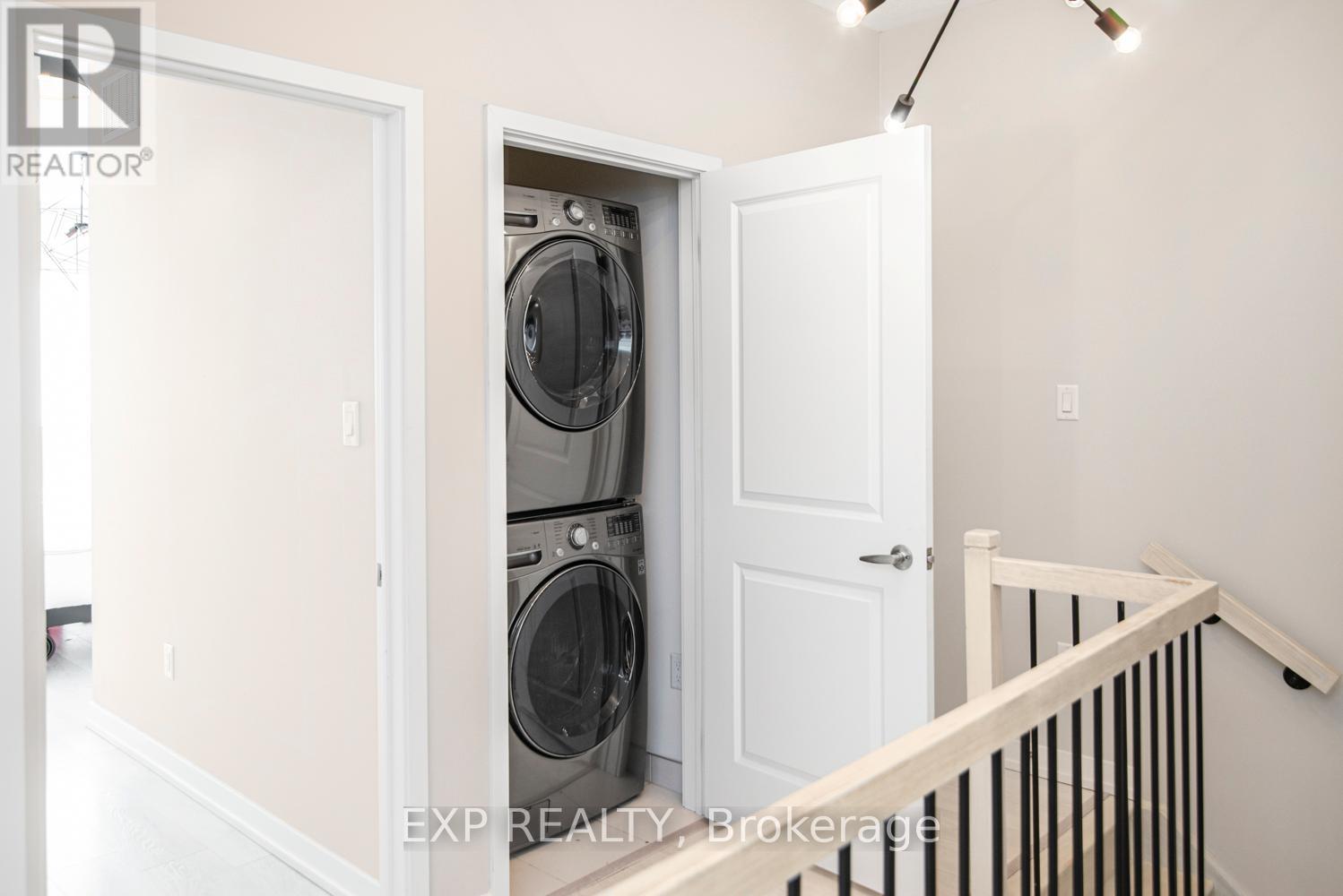 177 Huguenot Road, Oakville (Go Glenorchy), Ontario  L6H 0L4 - Photo 22 - W12195300