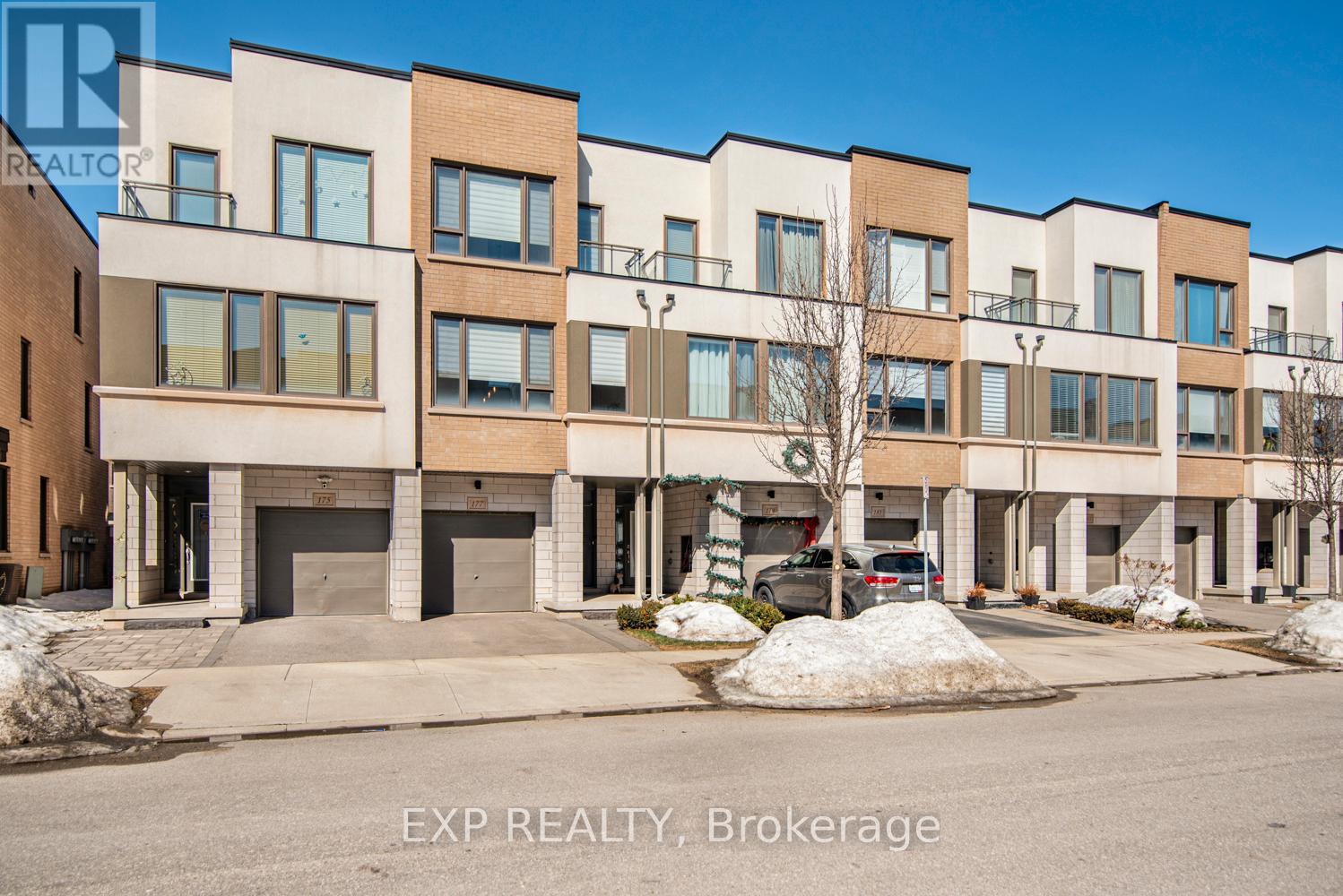 177 Huguenot Road, Oakville, Ontario  L6H 0L4 - Photo 25 - W12195300