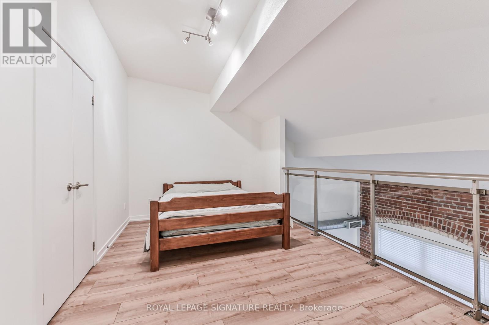 336 - 1100 Lansdowne Avenue, Toronto, Ontario  M6H 4K1 - Photo 10 - W12195332