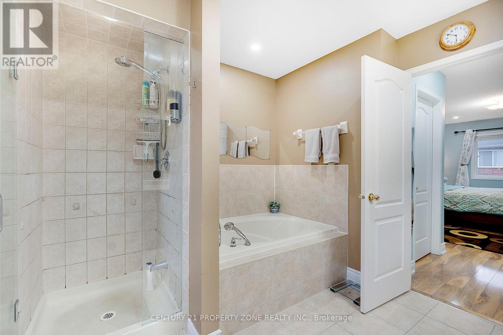 114 Hollingsworth Circle, Brampton, Ontario  L7A 0J5 - Photo 30 - W12195367