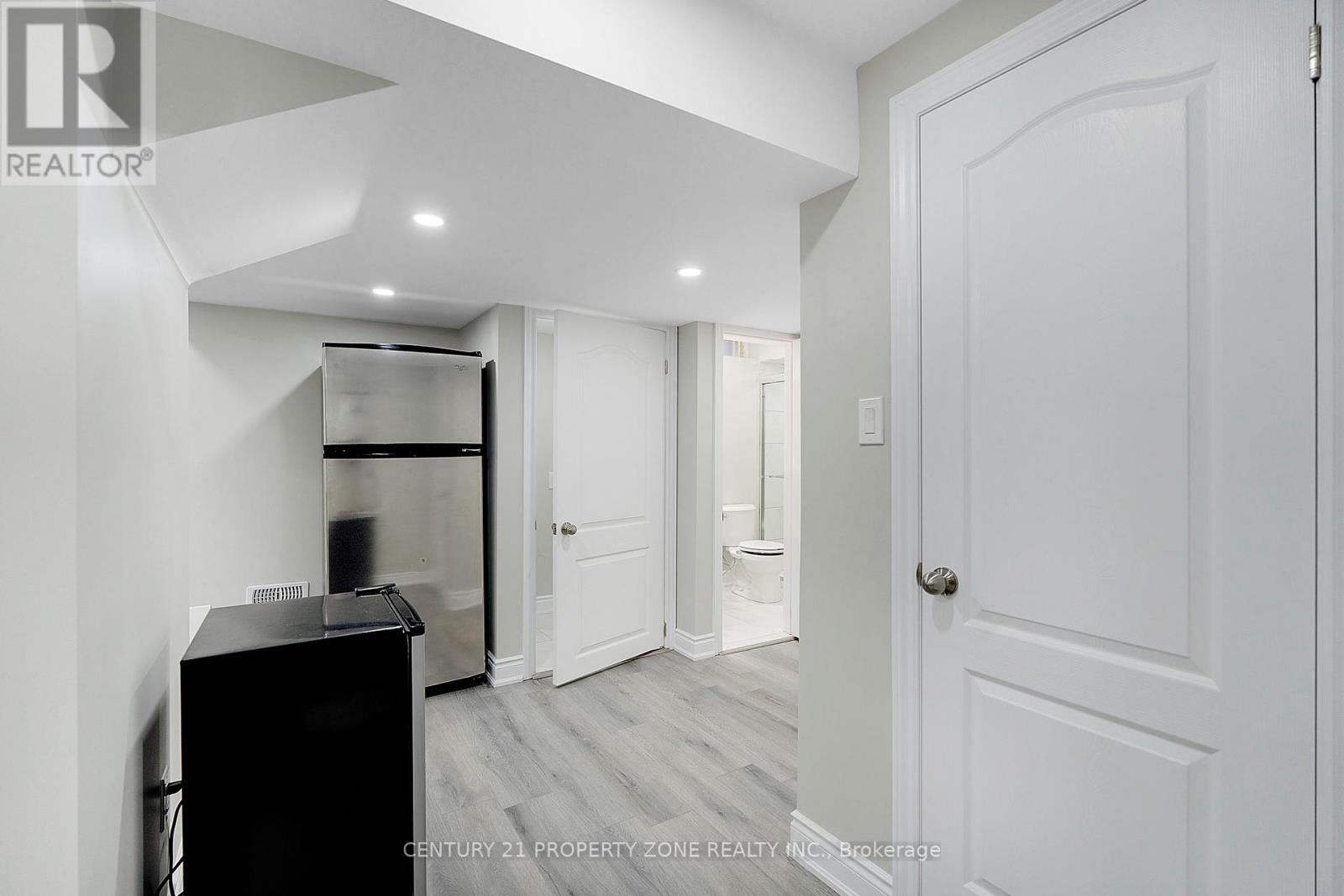 114 Hollingsworth Circle, Brampton, Ontario  L7A 0J5 - Photo 34 - W12195367
