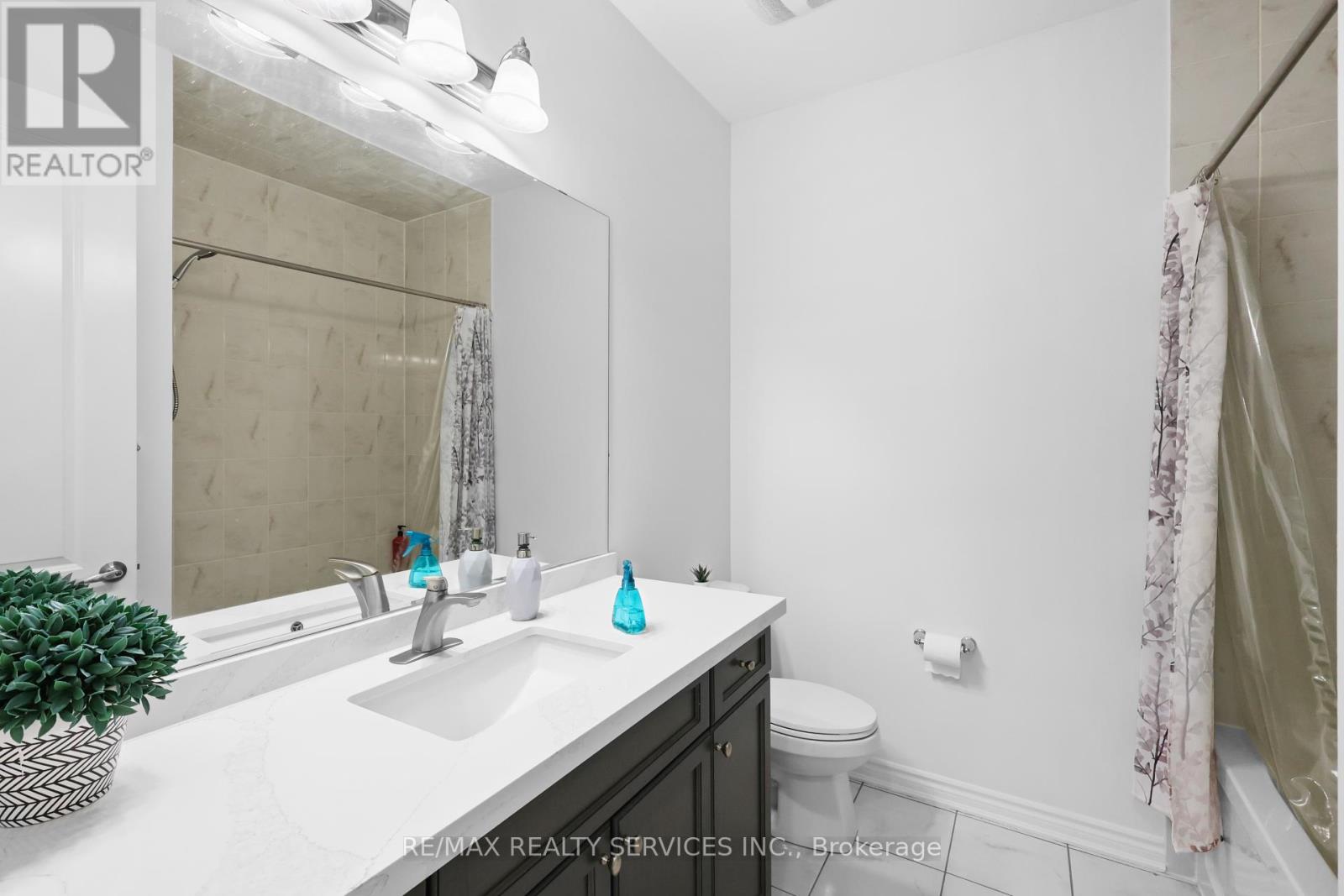 26 Troyer Street, Brampton, Ontario  L7A 4T3 - Photo 31 - W12195376