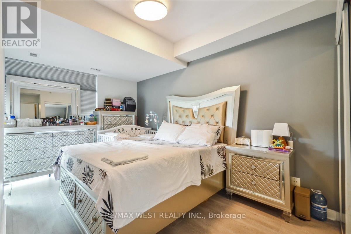212 - 760 The Queens Way, Toronto, Ontario  M8Z 0E1 - Photo 3 - W12195392