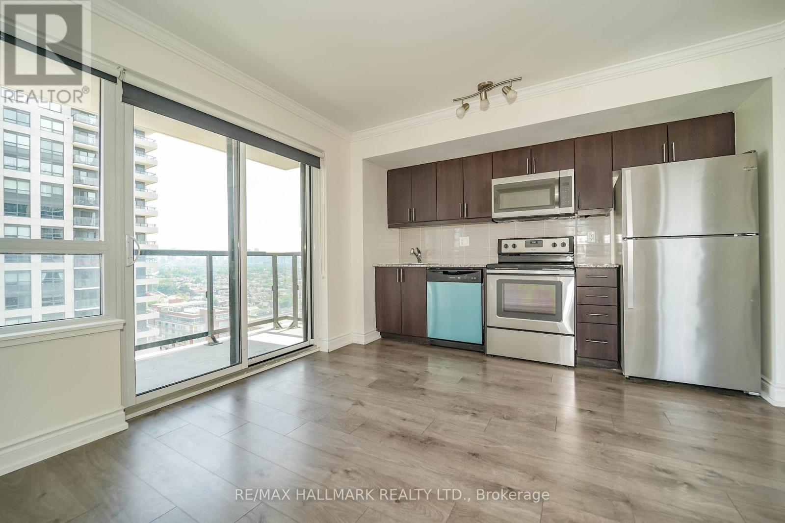 1810 - 1420 Dupont Street, Toronto, Ontario  M6H 0C2 - Photo 10 - W12195411