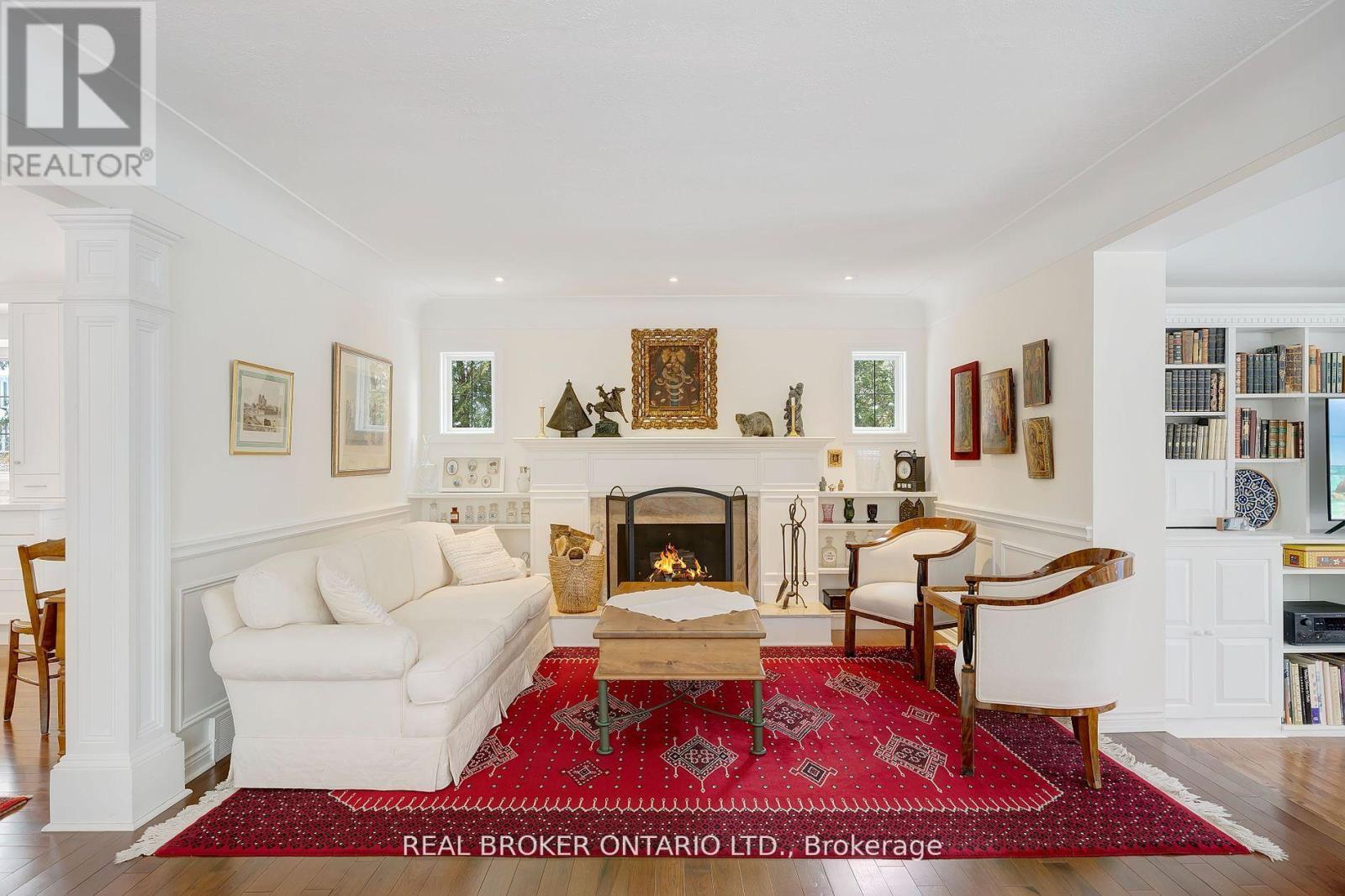 195 William Street, Oakville, Ontario  L6J 1C8 - Photo 10 - W12195412