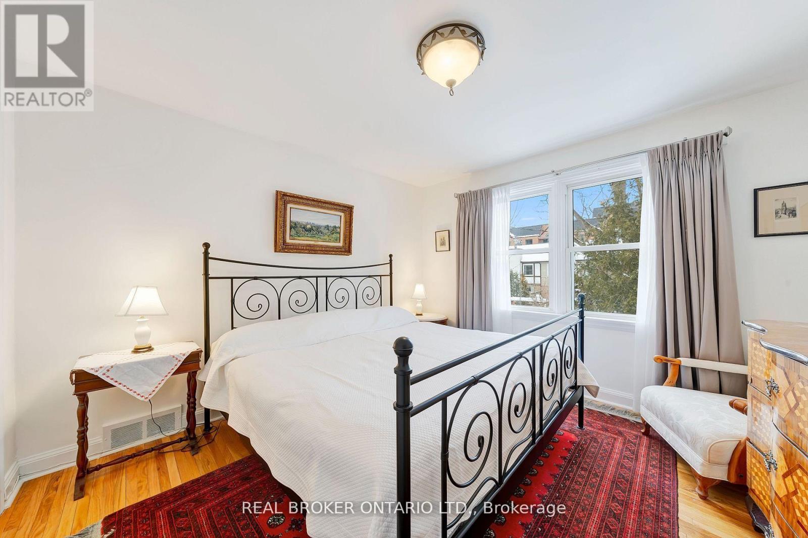 195 William Street, Oakville, Ontario  L6J 1C8 - Photo 16 - W12195412