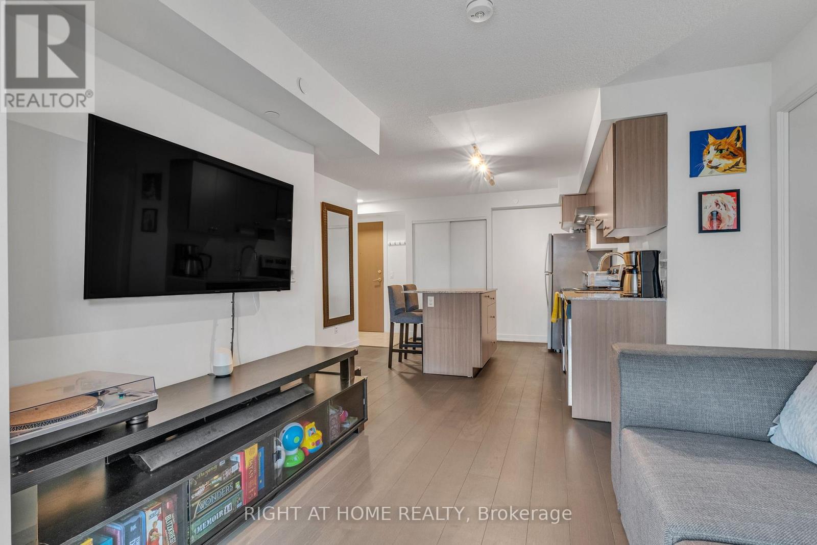 908 - 10 Wilby Crescent, Toronto, Ontario  M9N 0B6 - Photo 22 - W12195422