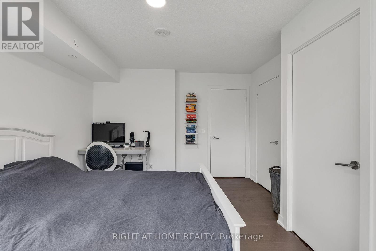 908 - 10 Wilby Crescent, Toronto, Ontario  M9N 0B6 - Photo 24 - W12195422