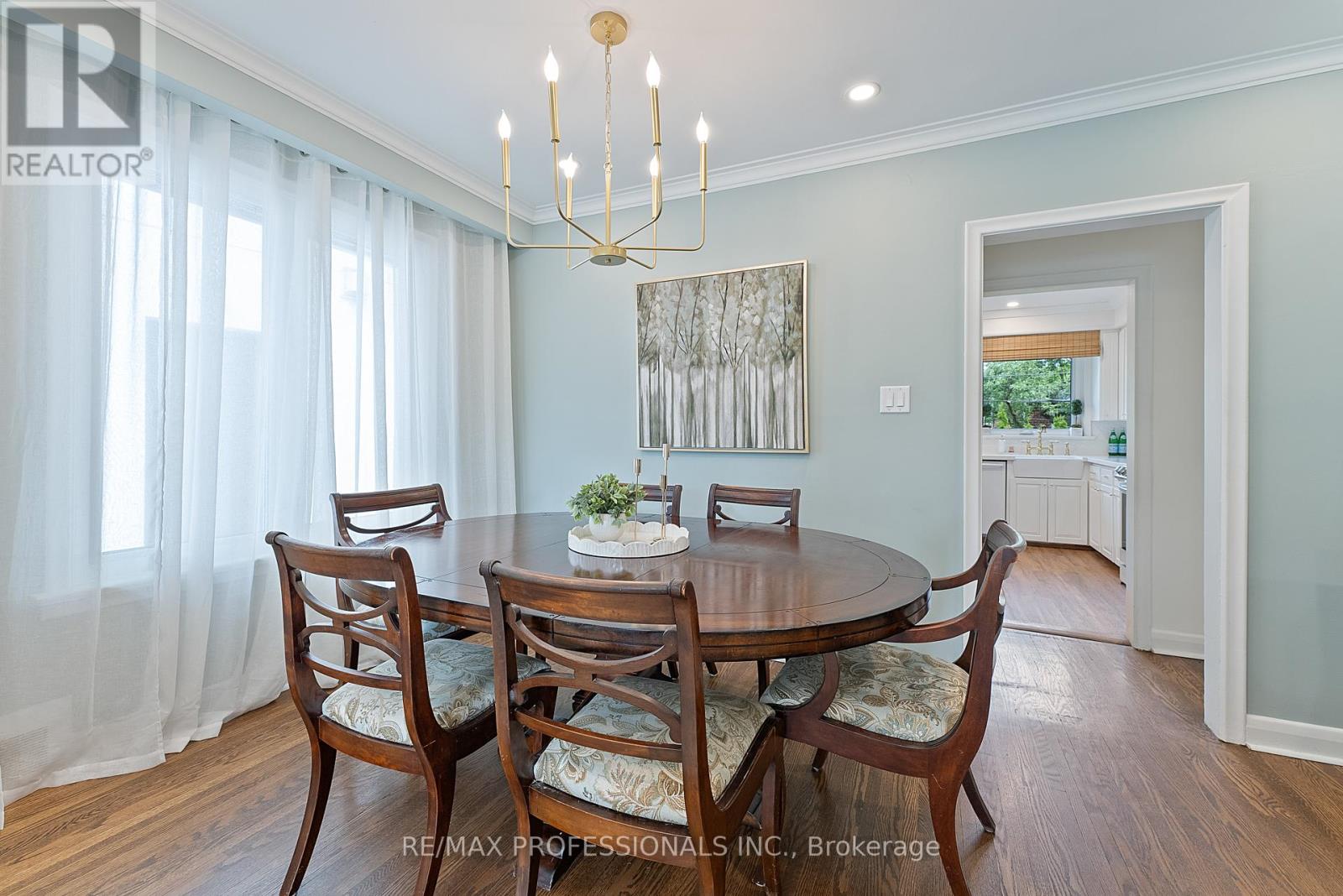 6 Greening Crescent, Toronto, Ontario  M9A 1N8 - Photo 11 - W12195424