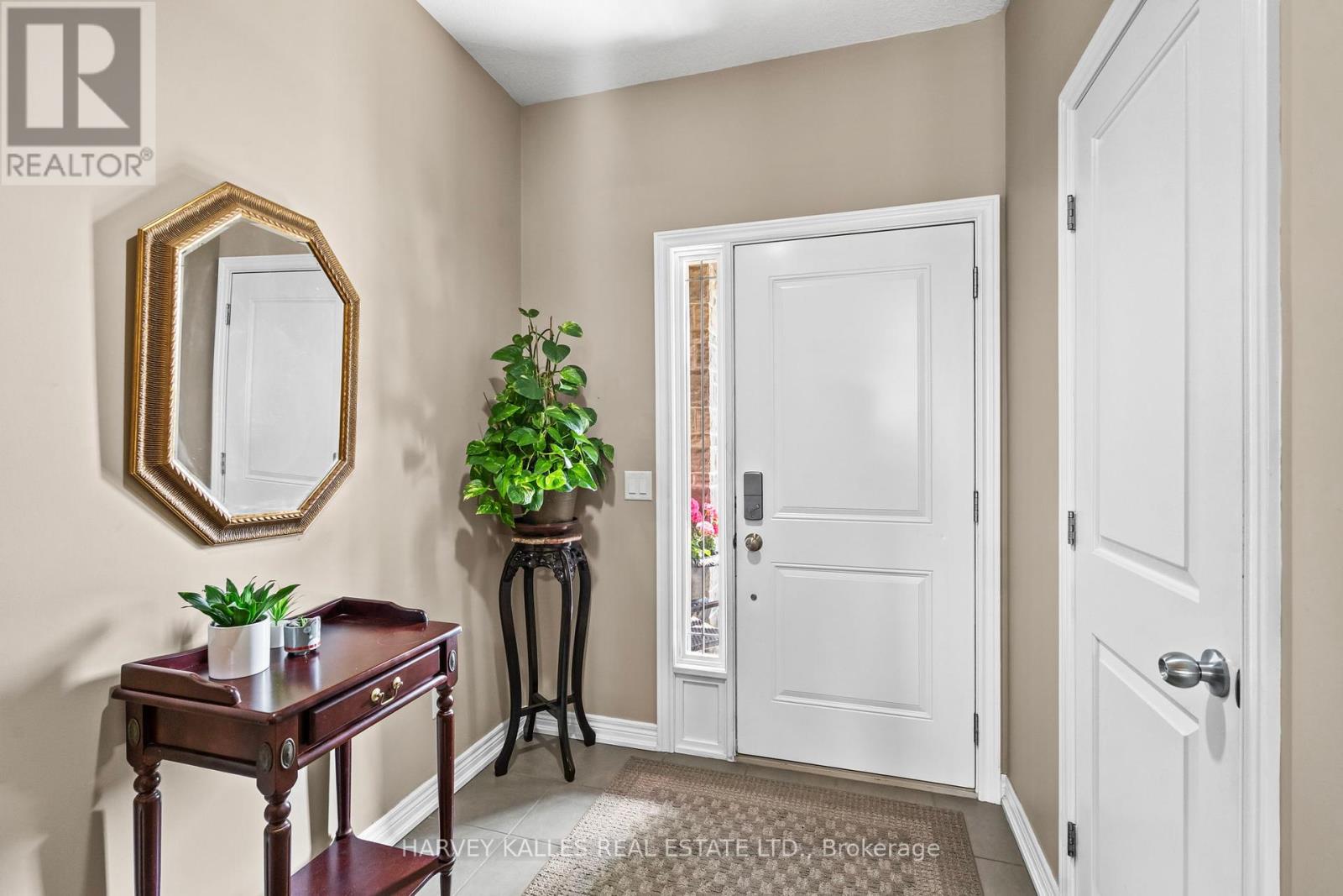 3003 Glover Lane, Burlington, Ontario  L7M 0W2 - Photo 4 - W12195465