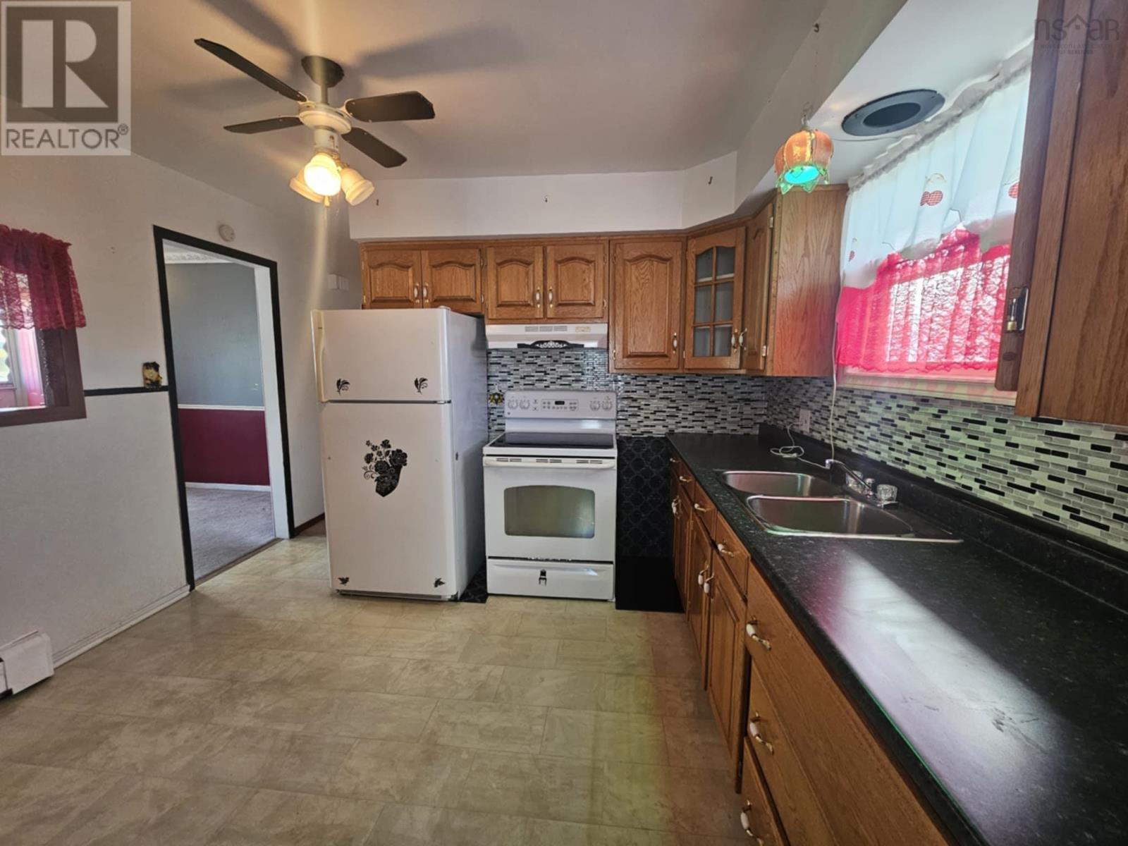 Property at 25 Grove Street image 5
