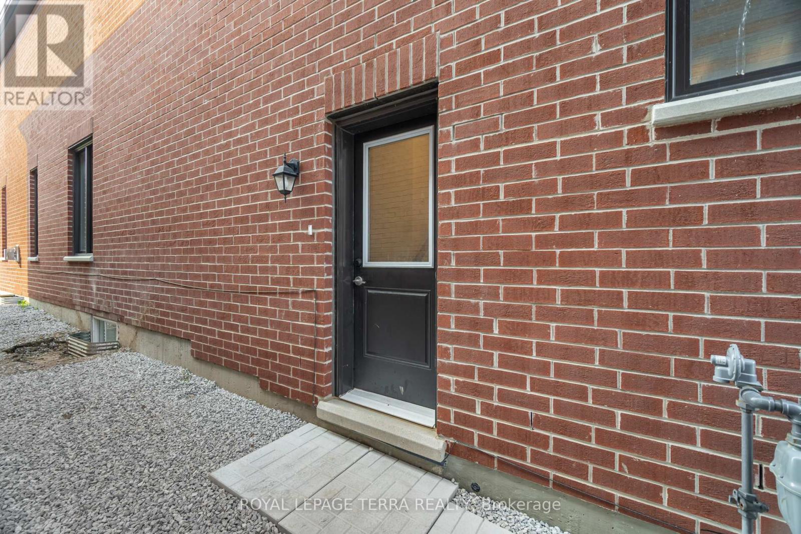 18 Gladmary Drive, Brampton, Ontario  L6Y 0E4 - Photo 48 - W12195502