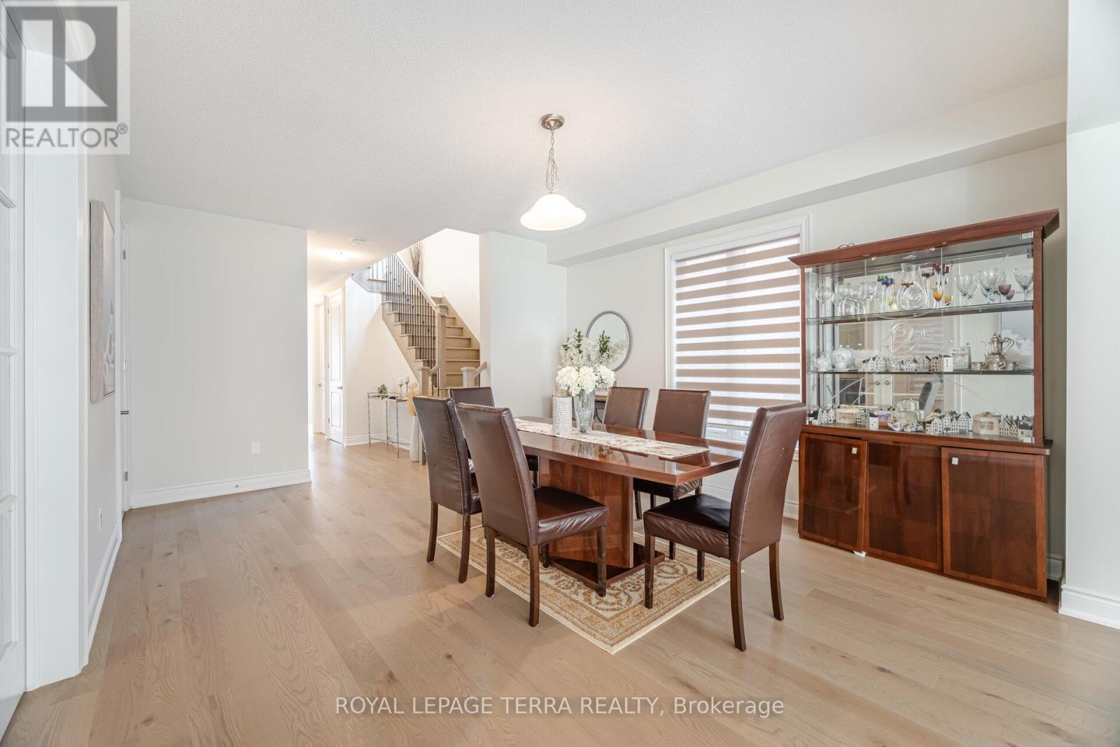 18 Gladmary Drive, Brampton, Ontario  L6Y 0E4 - Photo 9 - W12195502