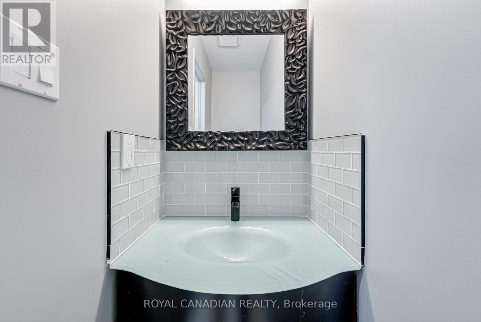 28 Nickel Crescent, Brampton, Ontario  L6S 4W1 - Photo 14 - W12195527