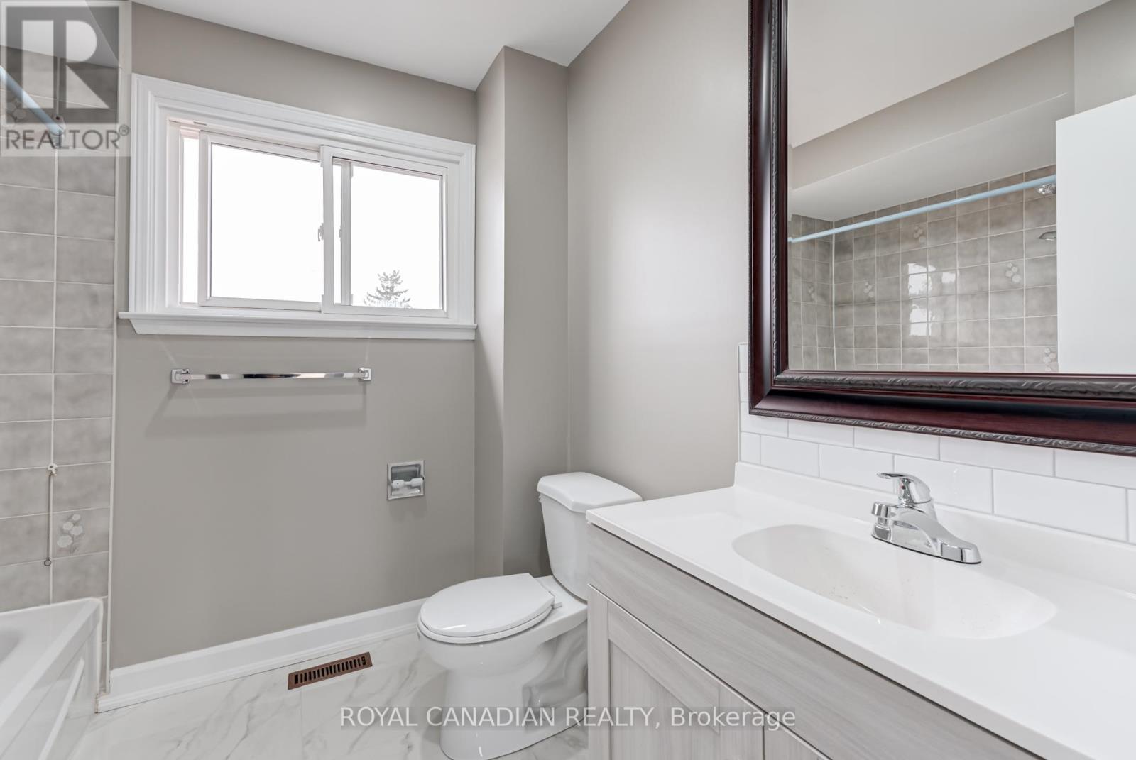 28 Nickel Crescent, Brampton, Ontario  L6S 4W1 - Photo 18 - W12195527