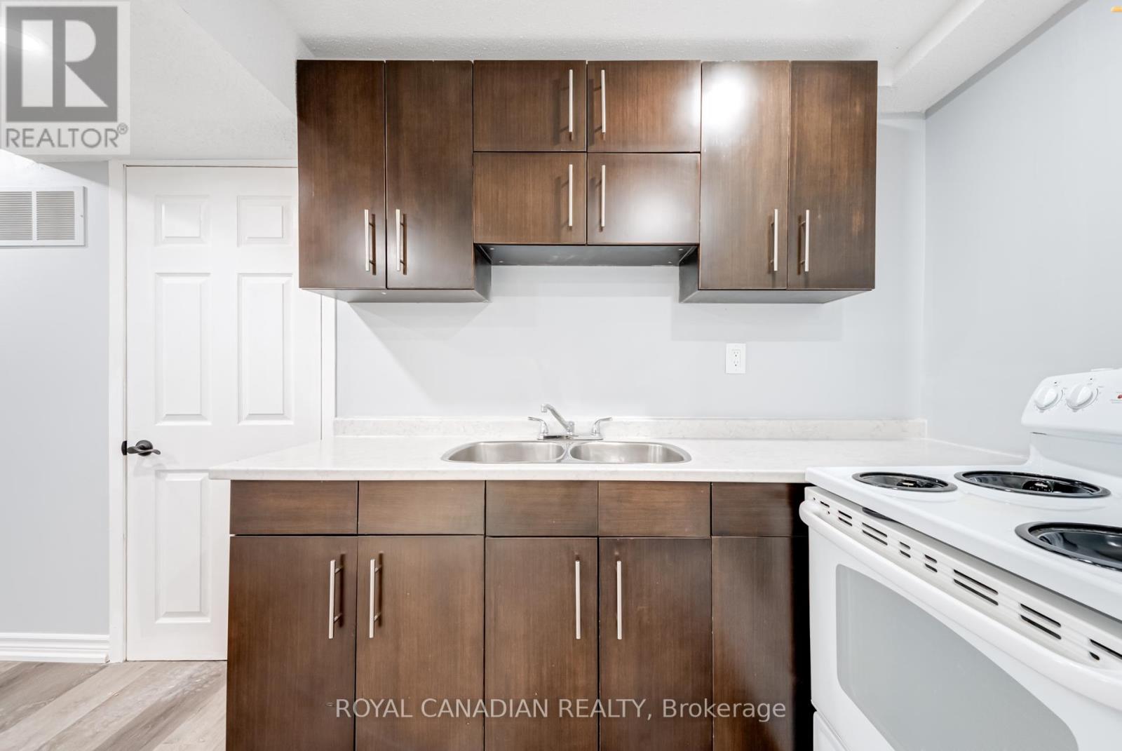 28 Nickel Crescent, Brampton, Ontario  L6S 4W1 - Photo 31 - W12195527