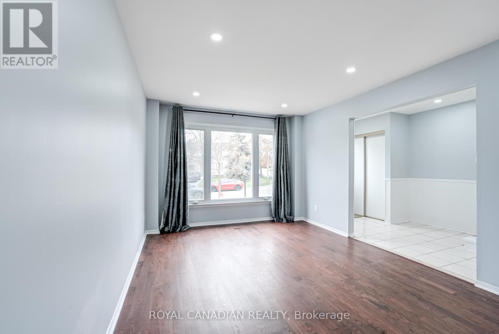 28 Nickel Crescent, Brampton, Ontario  L6S 4W1 - Photo 6 - W12195527